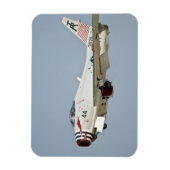 北米海軍FJ2フューリー・ジェット戦闘機飛んでいる マグネット (縦)