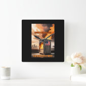 北米統一：立ち上がる煙 スクエア壁時計 (ホーム)