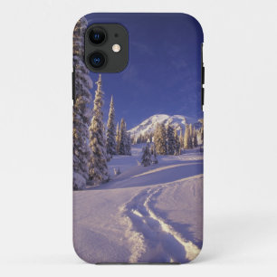 北米,アメリカ,ワシントン州,レイニアー山国立公園,スノーシュー iPhone 11 ケース