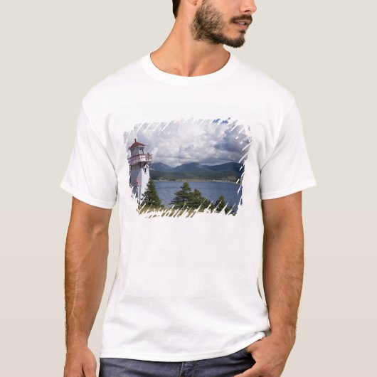 北米, カナダ, ニューファンドランド島 2 Tシャツ (正面)