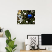 北米.ツリー上のクリスマスの装飾。 ポスター (ホームオフィス)