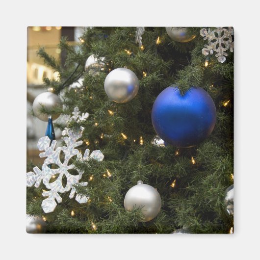 北米.ツリー上のクリスマスの装飾。 マグネット (正面)