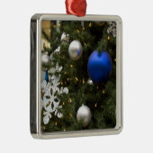 北米.ツリー上のクリスマスの装飾。 メタルオーナメント (右)