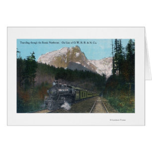 北西を走行する列車