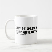 区域51 -座標 コーヒーマグカップ (左)