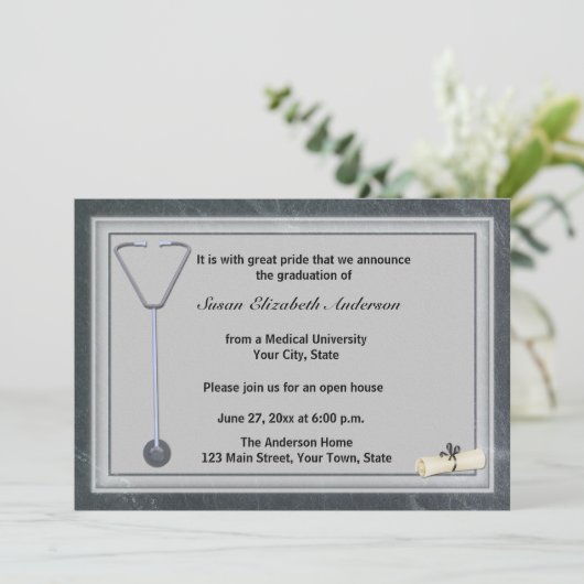 医学の聴診器の灰色の卒業の招待状 招待状 (スタンド正面)