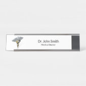 医学の銀製のケリュケイオンの黒の金ゴールドの机の名札 デスクネームプレート (正面)
