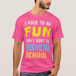 医学部の学生が将来の医師の贈り物を準備 Tシャツ