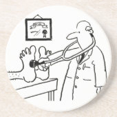 医師は聴診器を足に使う。 コースター (正面)