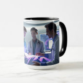 医療イノベーションの重要性：医療とテクノロジーの未来 マグカップ (正面右)