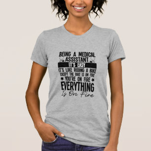医療助手というのは簡単 Tシャツ