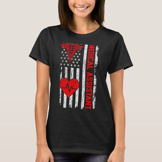 医療助手CMAライフUSAフラグMA看護 Tシャツ (正面)