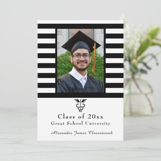 医療気に白黒ストライプ卒業 案内状 (スタンド正面)