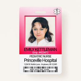 医療現場の写真 – ナース – ピンク バッジ