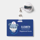 医療用マスクを着たかわいいクマナース|過去記事 バッジ (裏面（伸縮クリップ）)