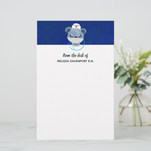 医療用マスクを着たかわいいクマナース|過去記事 便箋 (スタンド正面)