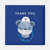 医療用マスクを着たかわいい熊のナースありがとう マグネット (正面)