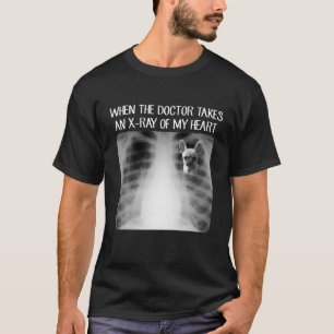 医者が私のチフアフのX線を撮るおもしろいと Tシャツ