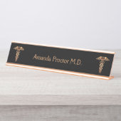 医者またはナースのばら色の金ゴールド デスクネームプレート (正面)