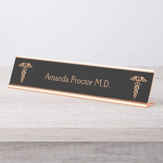 医者またはナースのばら色の金ゴールド デスクネームプレート (正面)