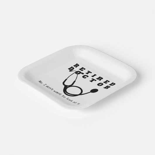 医退職した医の聴診器のおもしろい定年 ペーパープレート (傾斜あり)