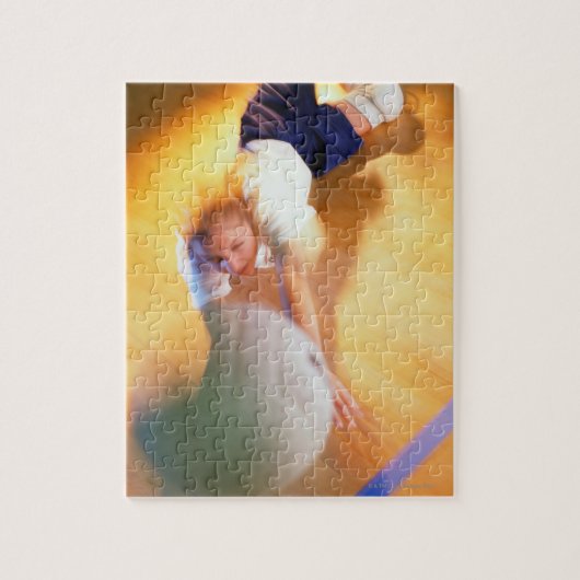 十代の女の子遊のバレーボール ジグソーパズル (縦)