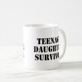 十代の娘を生き残った人 コーヒーマグカップ (正面右)