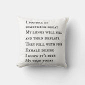 十代の若者たちのカーラジオの叙情詩の枕 クッション (正面)