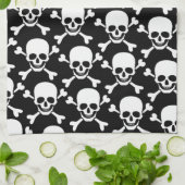 十字が付いているスカルは黒い背景のスカルの骨を抜きます キッチンタオル (折り畳み)