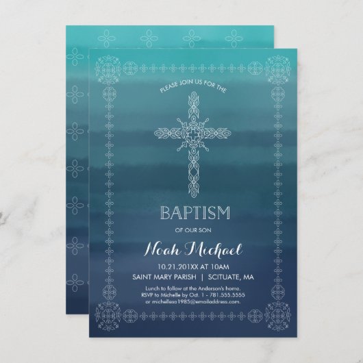 十字を持つ招待状に洗礼を施す男の子洗礼 招待状 (正面/裏面)