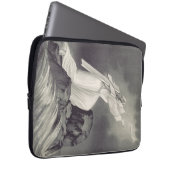 十字架と王冠のクリスチャン記号 ラップトップスリーブ (正面右)