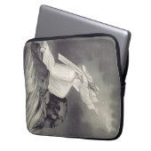 十字架と王冠のクリスチャン記号 ラップトップスリーブ (正面左)