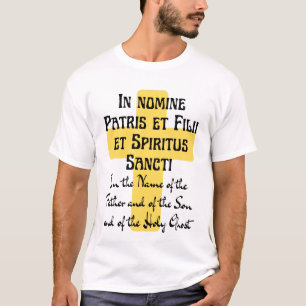 十字架の父のサインの名前のラテン Tシャツ