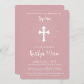十字架を持つ娘のための埃っぽいピンクのバプテスマ 招待状 (正面/裏面)
