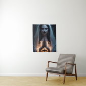 十字架付きゴシック様式の女性 タペストリー (インサイチュ)