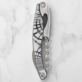 十字灰色の線は爪のスケッチを思い出させる ソムリエナイフ