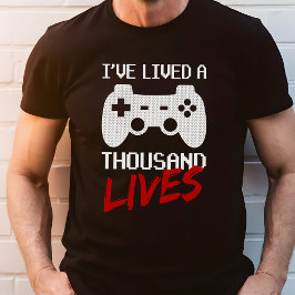 千の人生を生きてきたゲーマー トライブレンドTシャツ