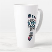 千マイルへの一歩 カフェラテマグ (右アングル)