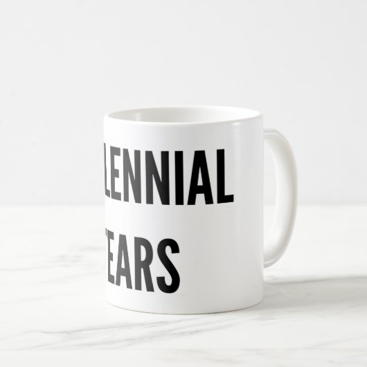 千年の破損のおもしろいなクリスマスのマグ コーヒーマグカップ (正面右)