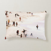 午前中にビーチ中の人 アクセントクッション (裏面)