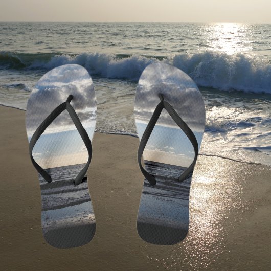 午後のビーチ ビーチサンダル
