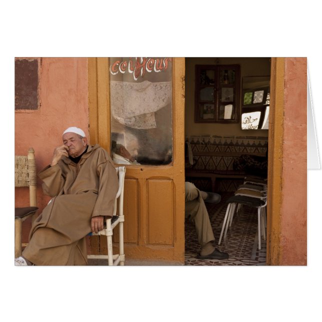 午後の居眠り (正面横)