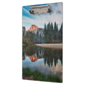 半分のドームおよびMerced クリップボード (左)