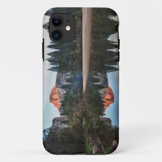 半分のドームおよびMerced Case-Mate iPhoneケース (裏面)