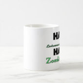 半分の環境衛生の役人の半分のゾンビは殺害します コーヒーマグカップ (中央)