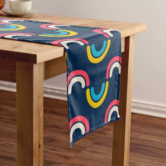 半数々の円パターン ロングテーブルランナー (インサイチュ)