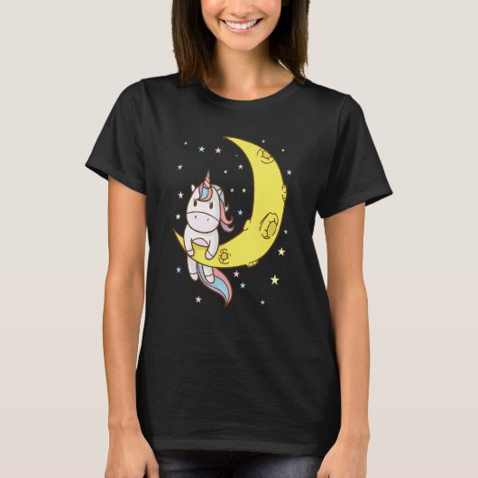 半月上の幻想のユニコーン Tシャツ (正面)