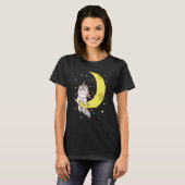 半月上の幻想のユニコーン Tシャツ (正面フル)