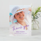 卒業ありがとうグラッドフォトバイオレットパターン 案内状 (スタンド正面)