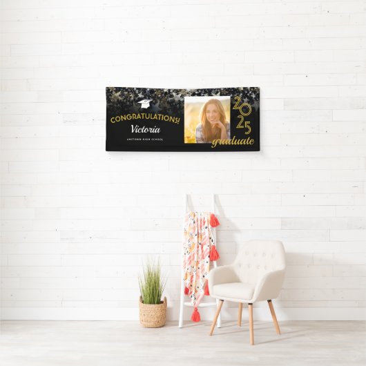 卒業おめでとうございますブラックと金ゴールド写真 横断幕 (インサイチュ)
